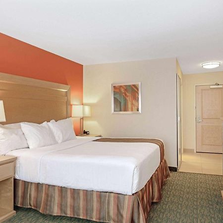 La Quinta By Wyndham Grand Forks Hotel Luaran gambar
