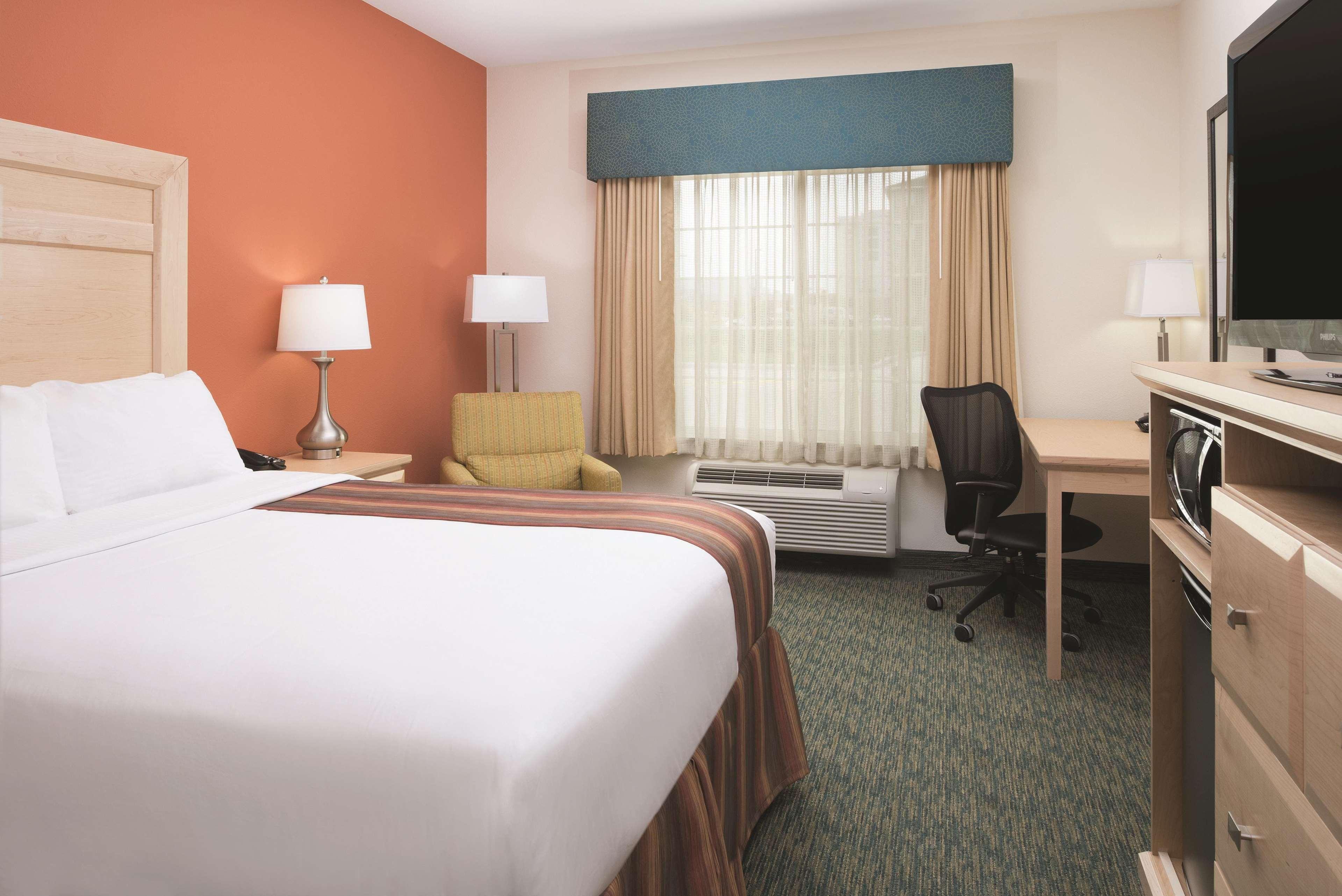 La Quinta By Wyndham Grand Forks Hotel Luaran gambar